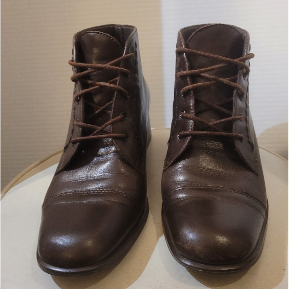 Easy Spirit Brown Leather Ankle Boots